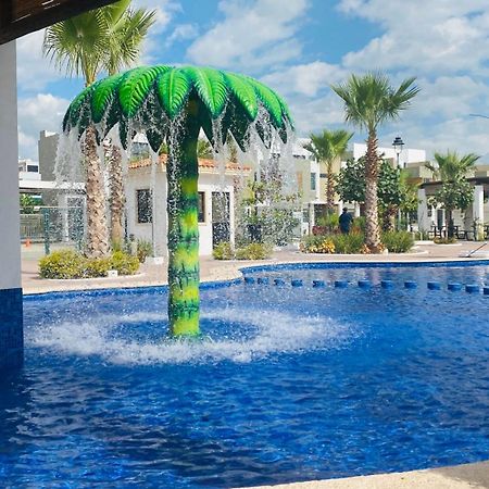 Casa Mazatlán, alberca, baño y clima en cada habitacion Exterior foto